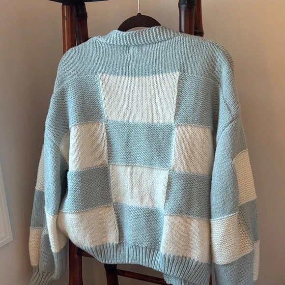 Dreamers Blue and Pink Heart Cardigan - Picture 3 of 4